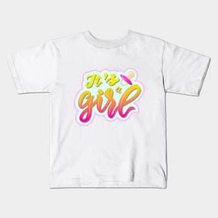 lnscription of phrase Its a girl with pink nipple soother. Kids T-Shirt